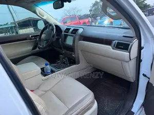Lexus GX 460 Luxury 2019 White