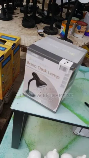Basic Desk Lamp