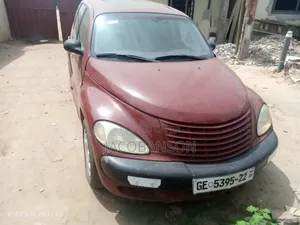 Chrysler Voyager Automatic 2002 Off white