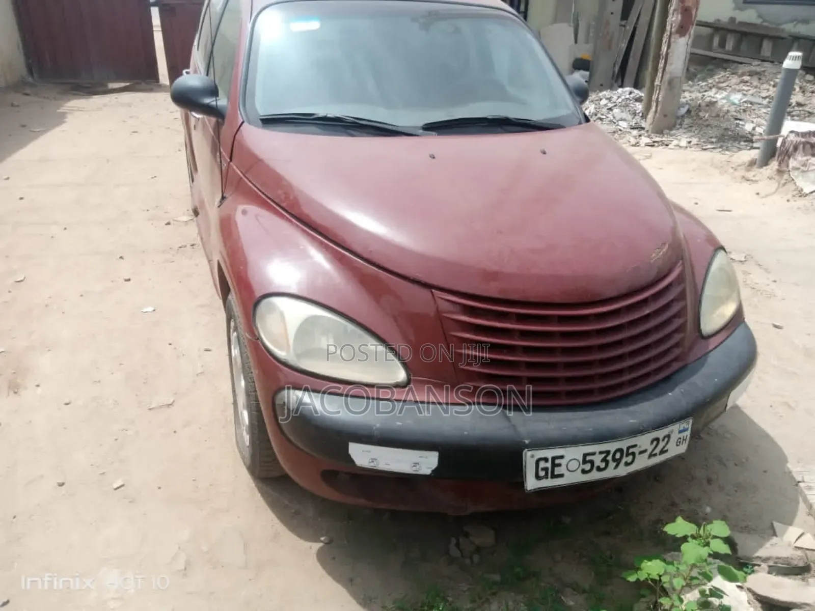 Chrysler Voyager Automatic 2002 Off white