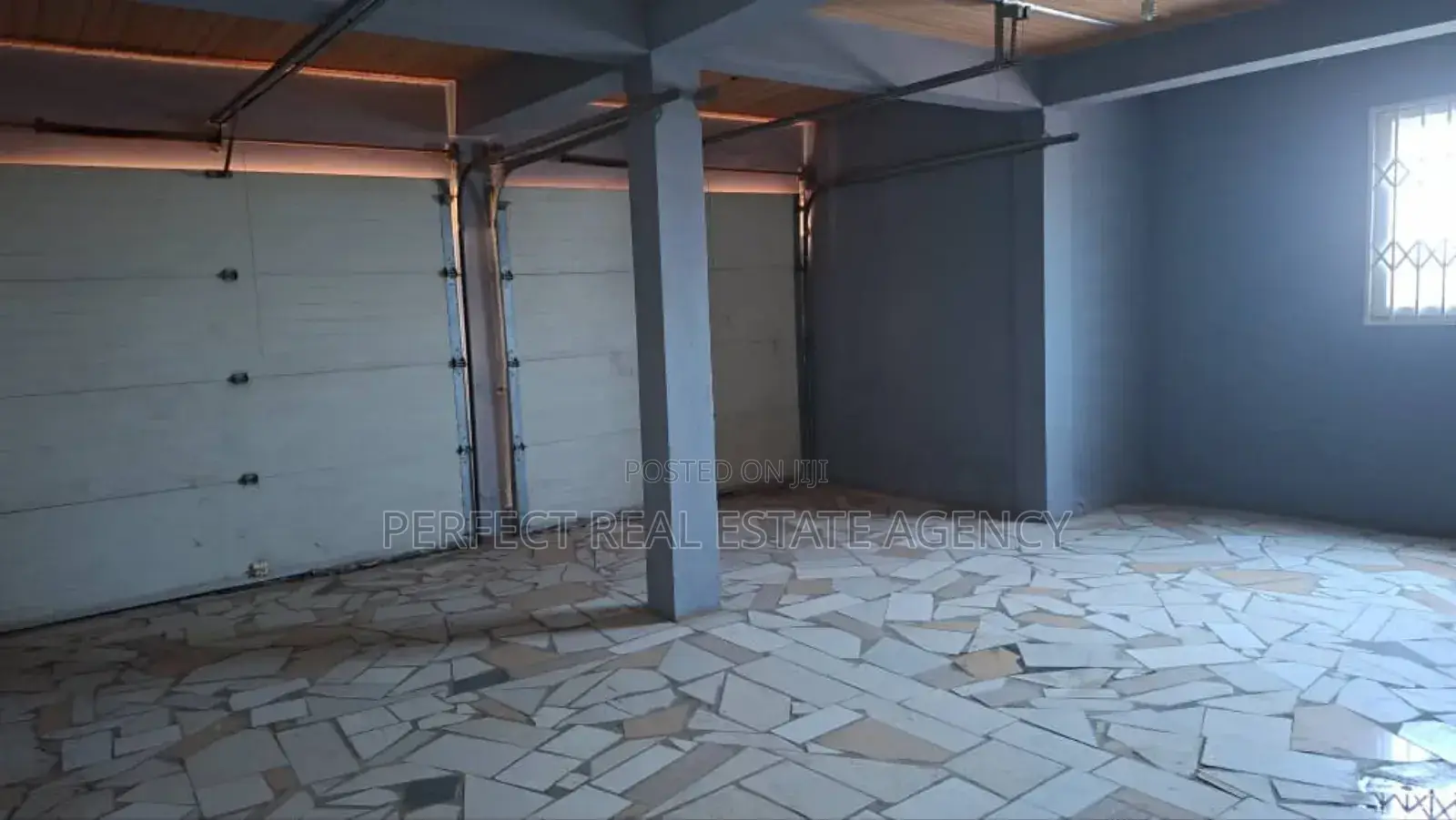 Furnished 5bdrm Mansion in Tech Emena, Kumasi Metropolitan for sale