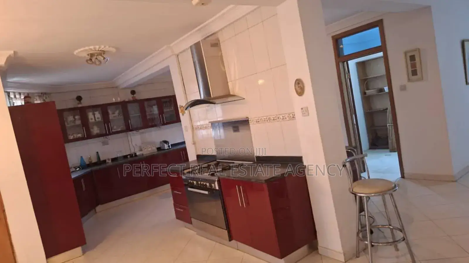 Furnished 5bdrm Mansion in Tech Emena, Kumasi Metropolitan for sale