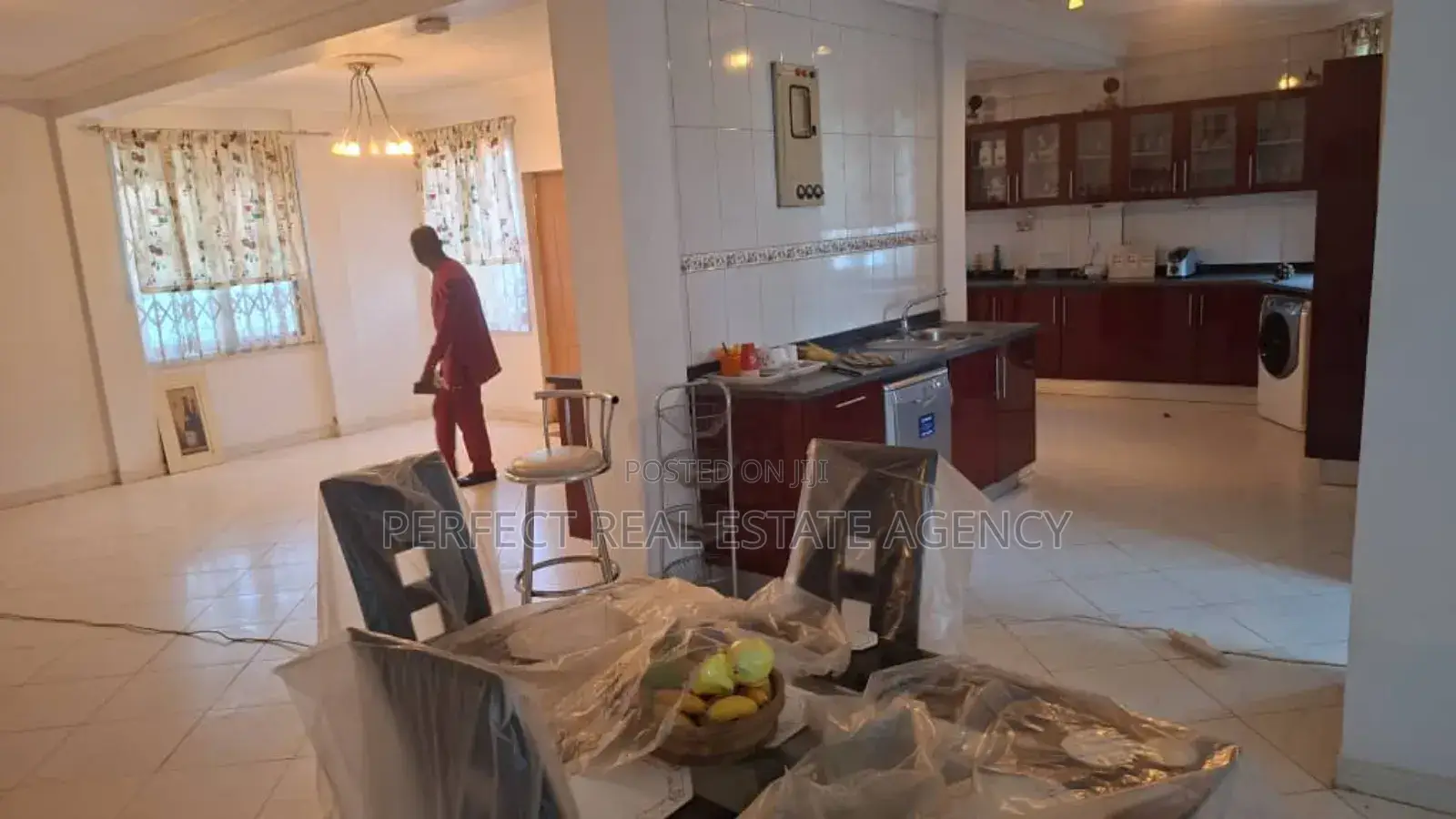 Furnished 5bdrm Mansion in Tech Emena, Kumasi Metropolitan for sale
