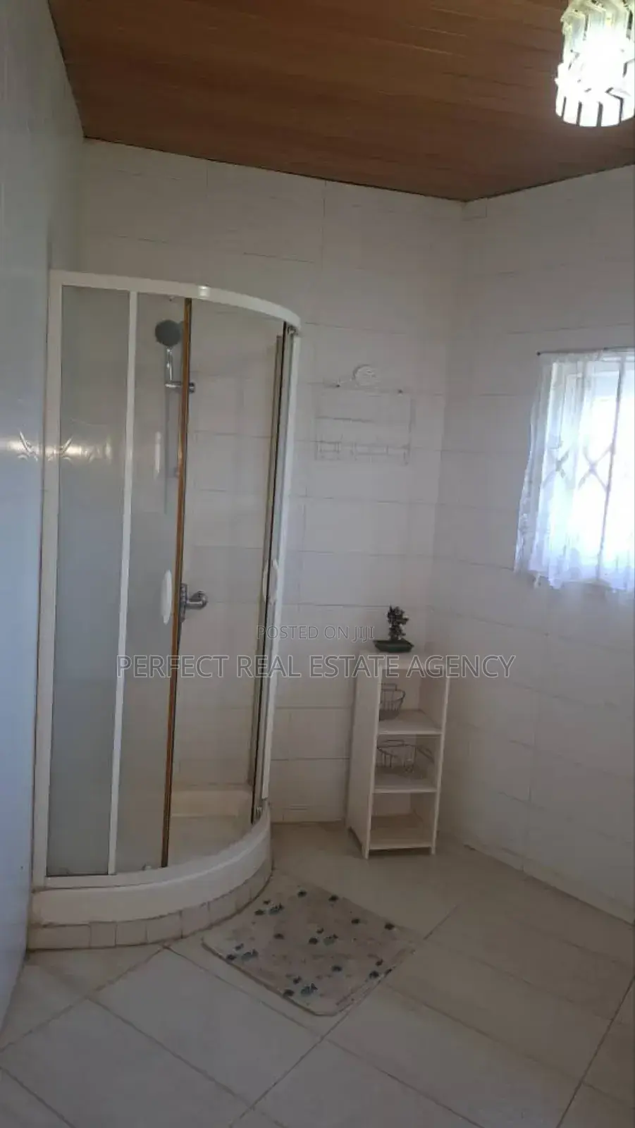 Furnished 5bdrm Mansion in Tech Emena, Kumasi Metropolitan for sale