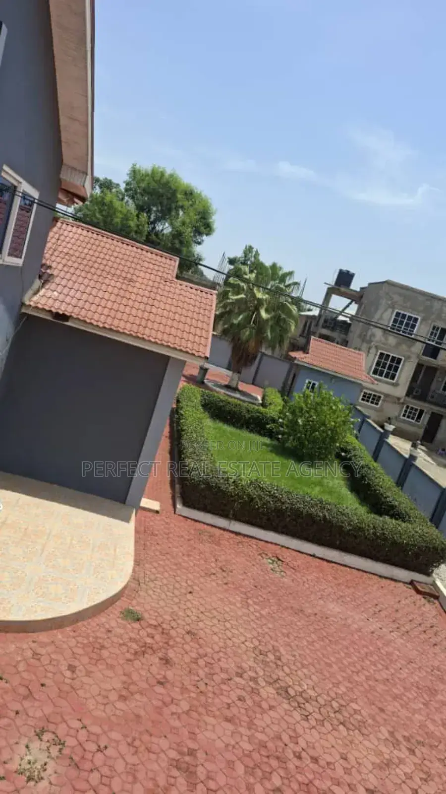Furnished 5bdrm Mansion in Tech Emena, Kumasi Metropolitan for sale