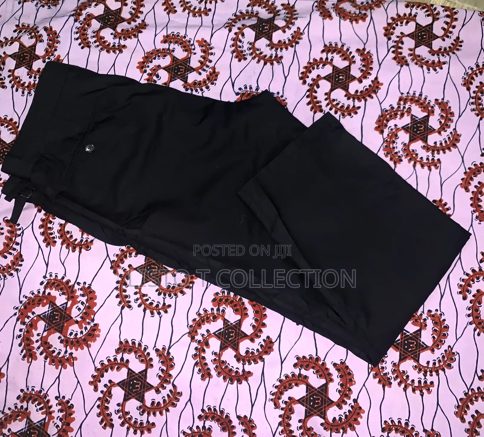 Material Trousers