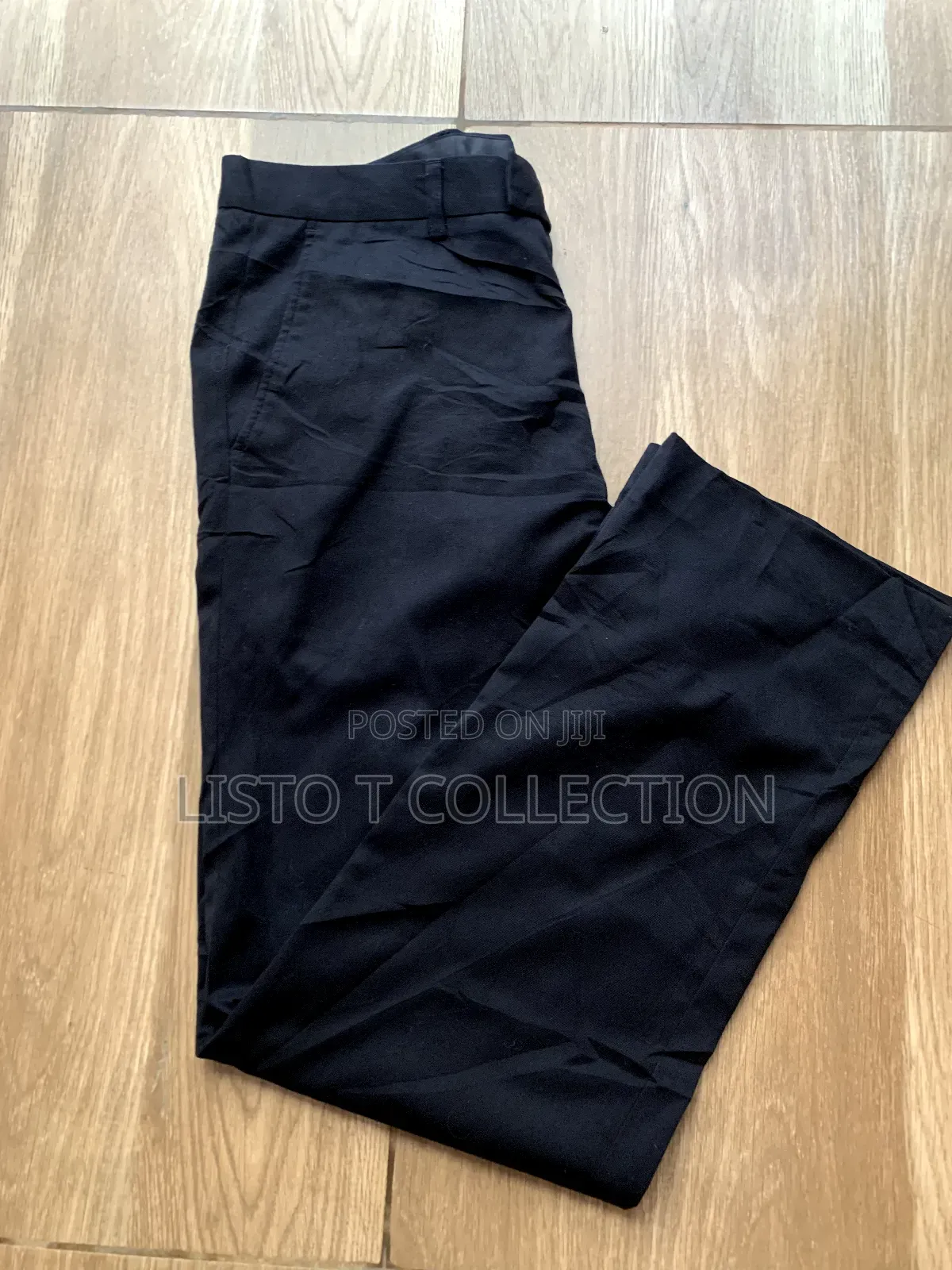 Material Trousers