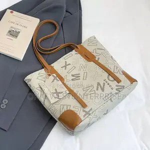 Print Single Shoulder Tote - Your Ultimate Urban Commuter Companion