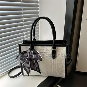 2025 Trendy Large Capacity Women's Shoulder Crossbody Bag