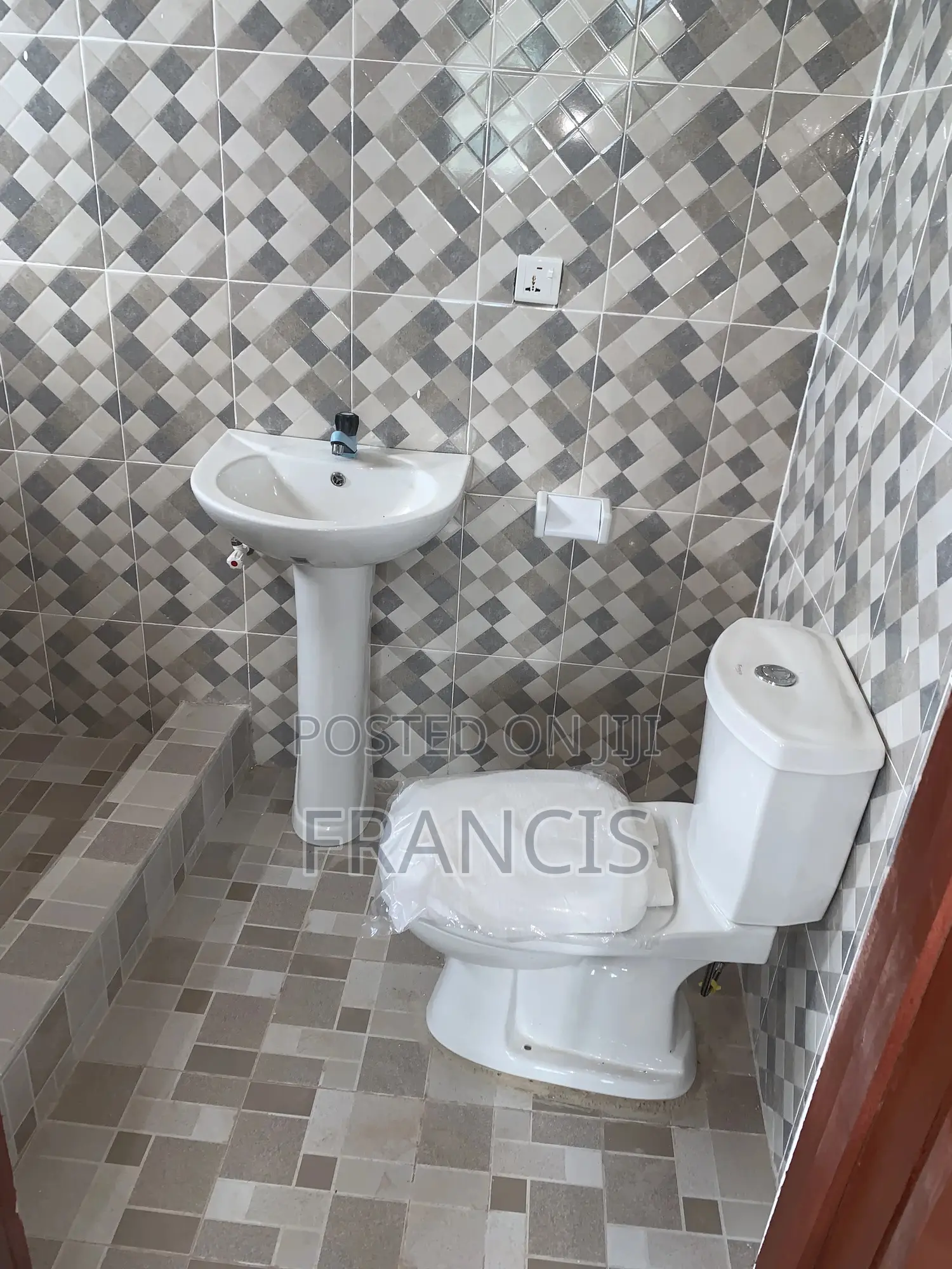 2bdrm Apartment in High Tension, Takoradi for rent
