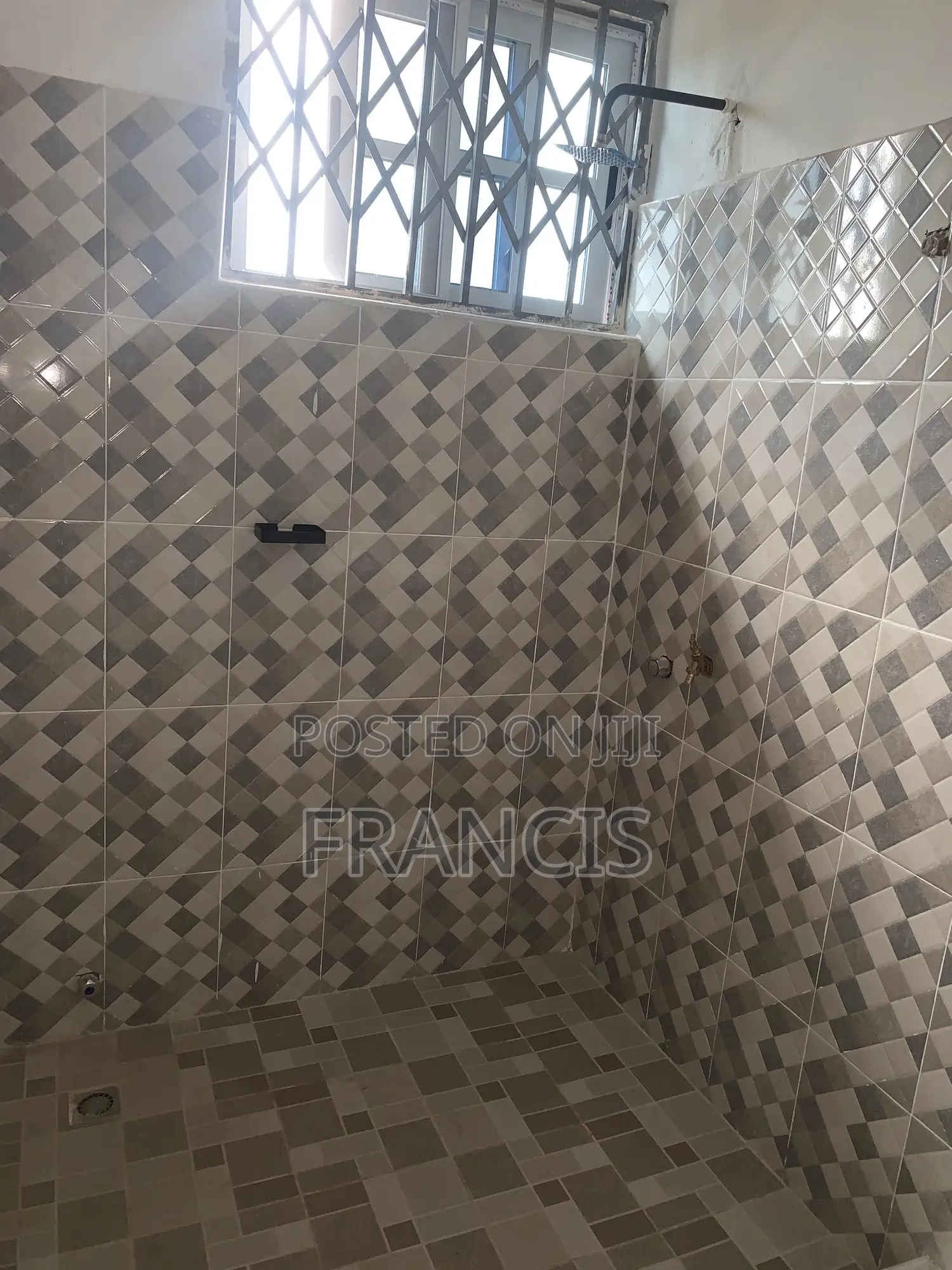 2bdrm Apartment in High Tension, Takoradi for rent