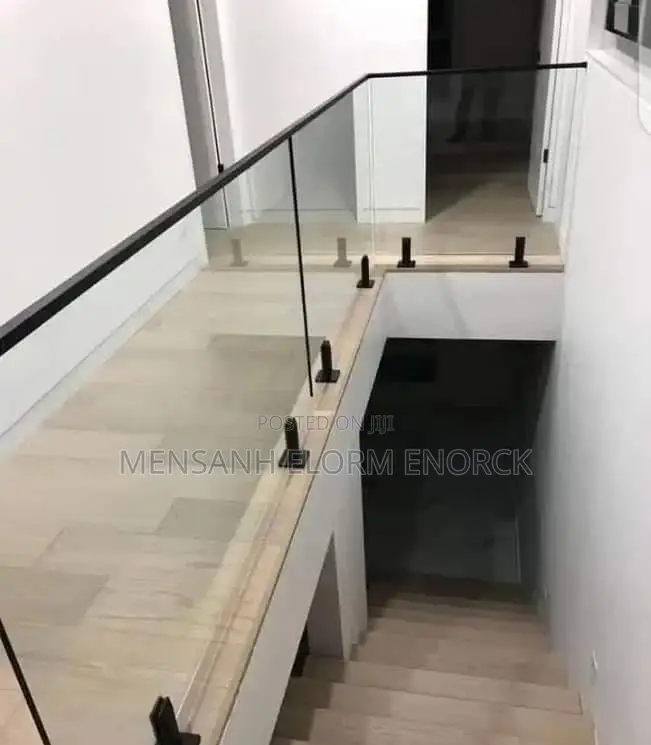 Glass Window Job