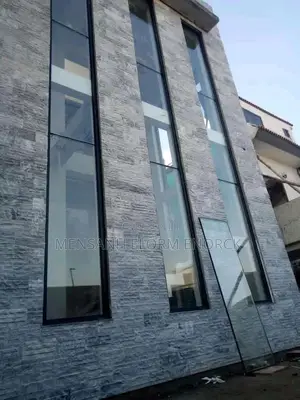 Glass Window Job
