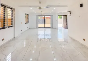 3bdrm House in Ashaley Botwe, School Junction for sale
