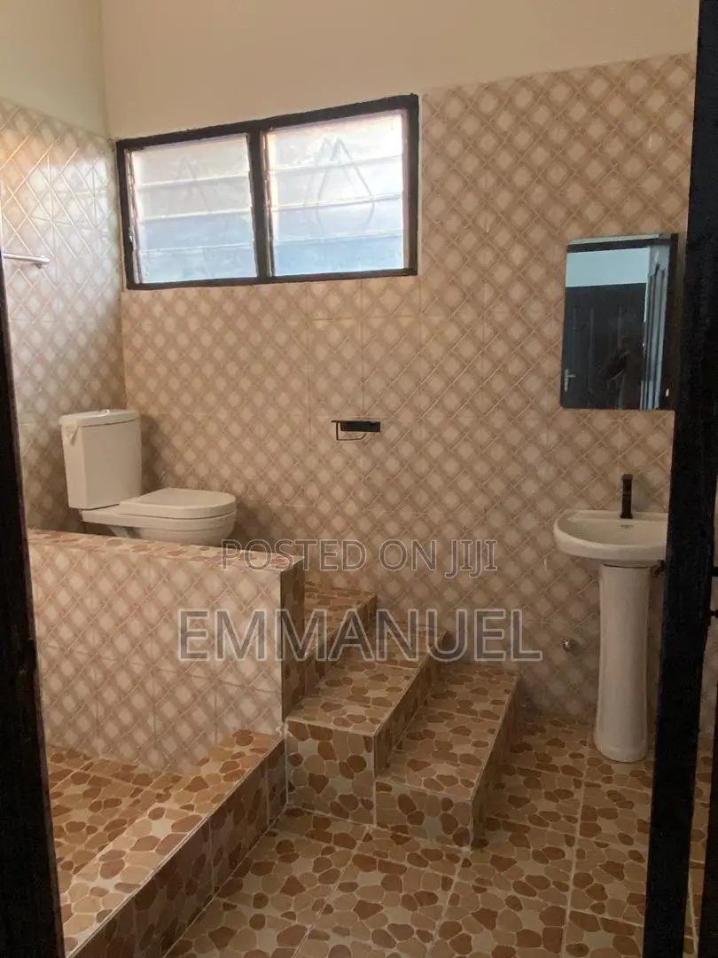 1bdrm Apartment in Atasemanso-, Kumasi Metropolitan for rent