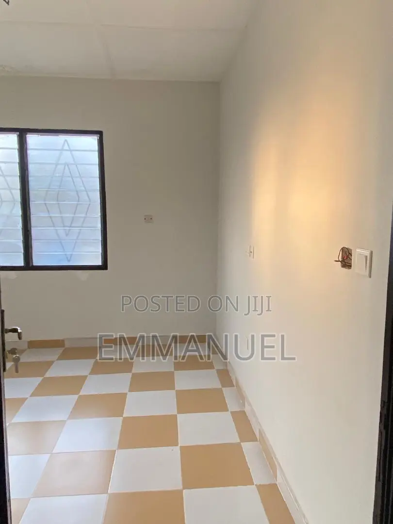 1bdrm Apartment in Atasemanso-, Kumasi Metropolitan for rent