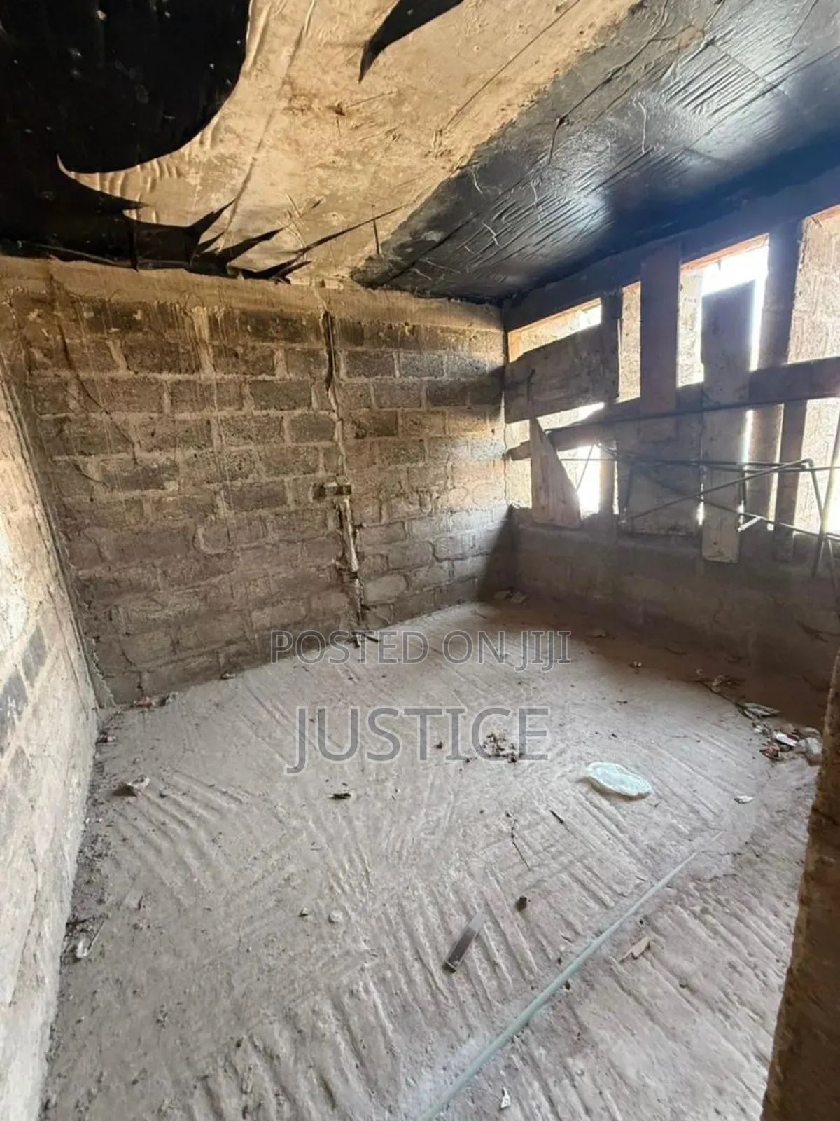 20bdrm House in Weija for sale