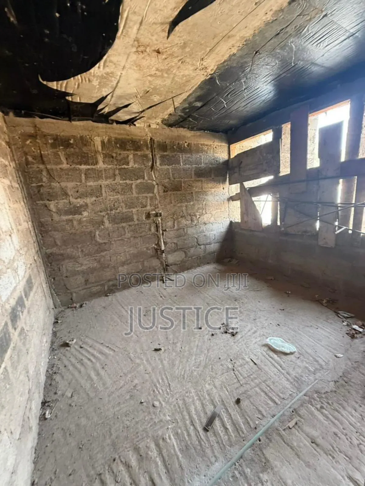 20bdrm House in Weija for sale
