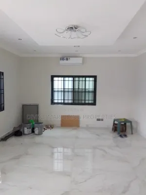 4bdrm House in Topbase for sale