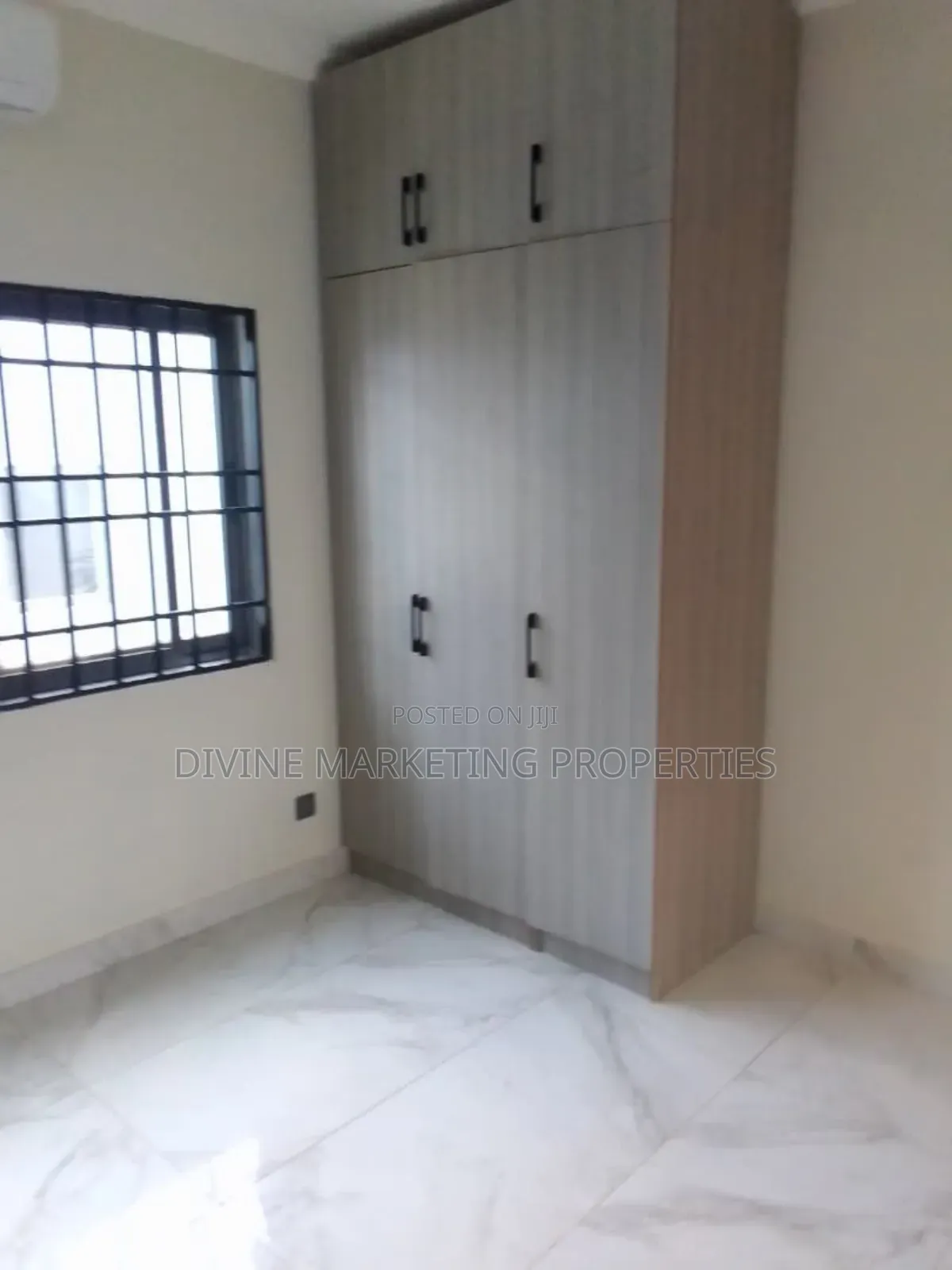 4bdrm House in Topbase for sale