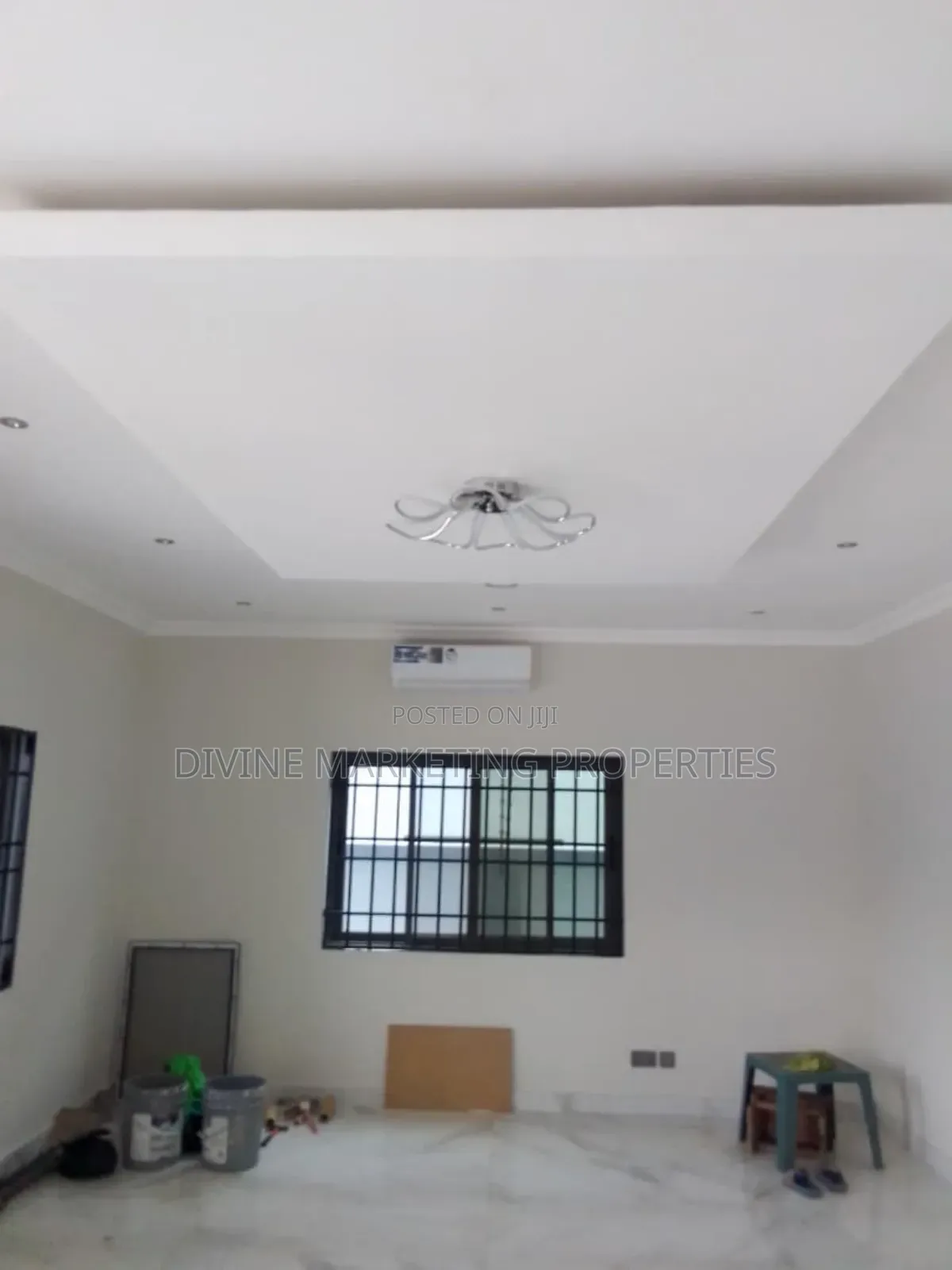 4bdrm House in Topbase for sale