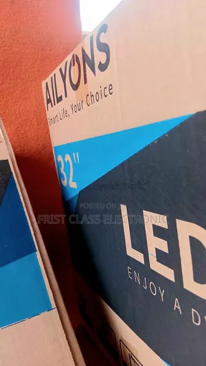 Ailyons Room Command — 32′′ Tv That Owns Space