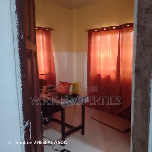 2bdrm Apartment in Opokunsia, New-Juaben Municipal for rent