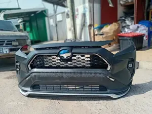 Rav4 23 Front Complete Bumper