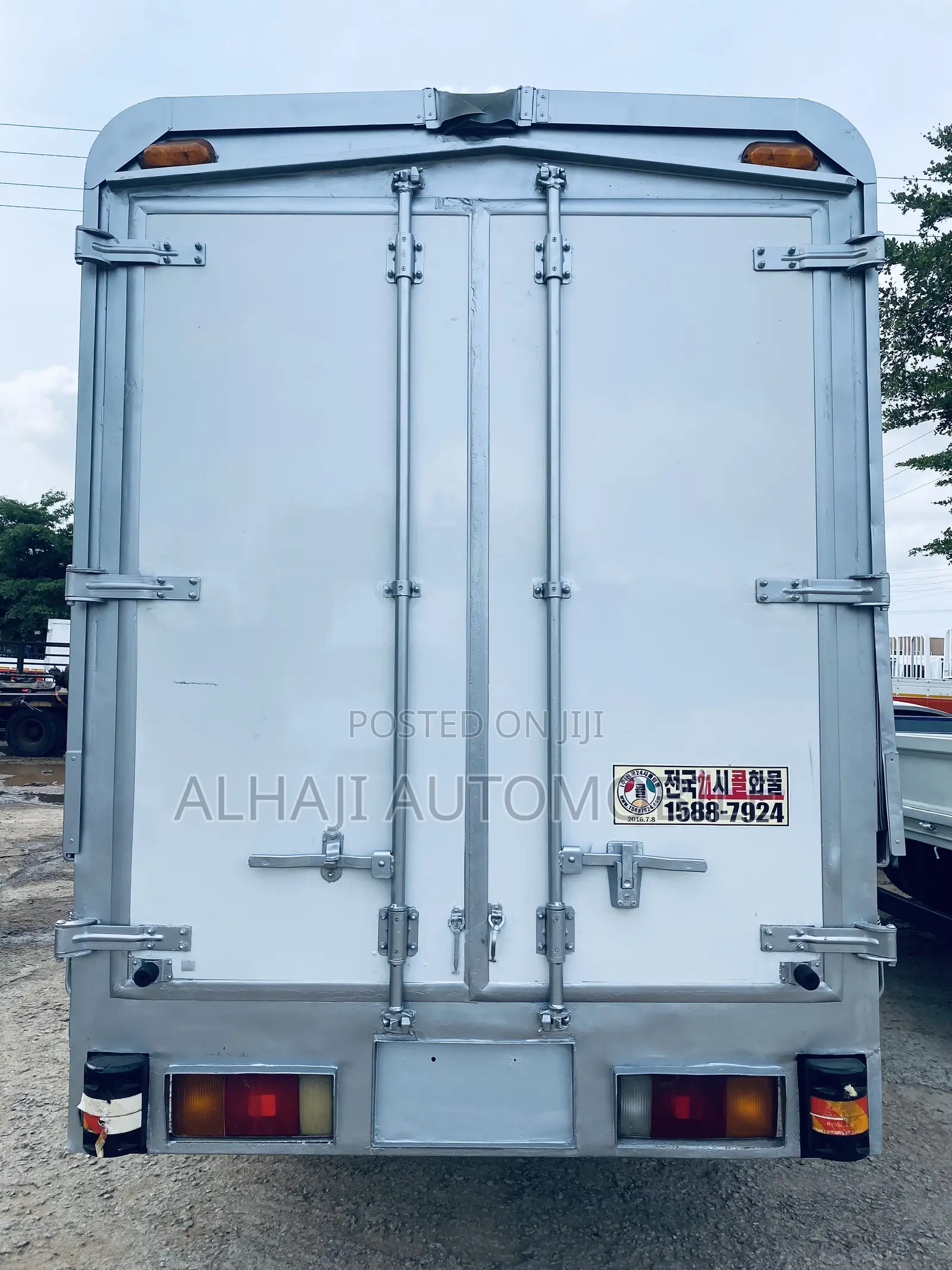 Hyundai Mighty Container Wing Body