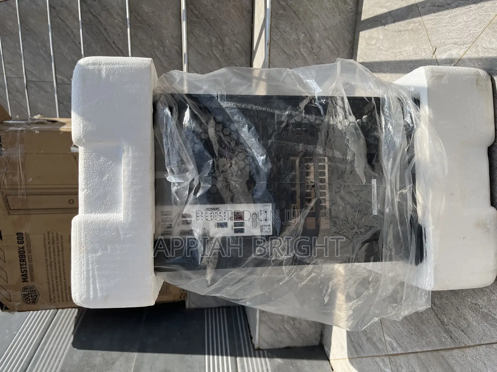 New Gigabyte GA-H110MSTX-HD3-ZK 32GB Intel Core Ultra 7 SSD 1T