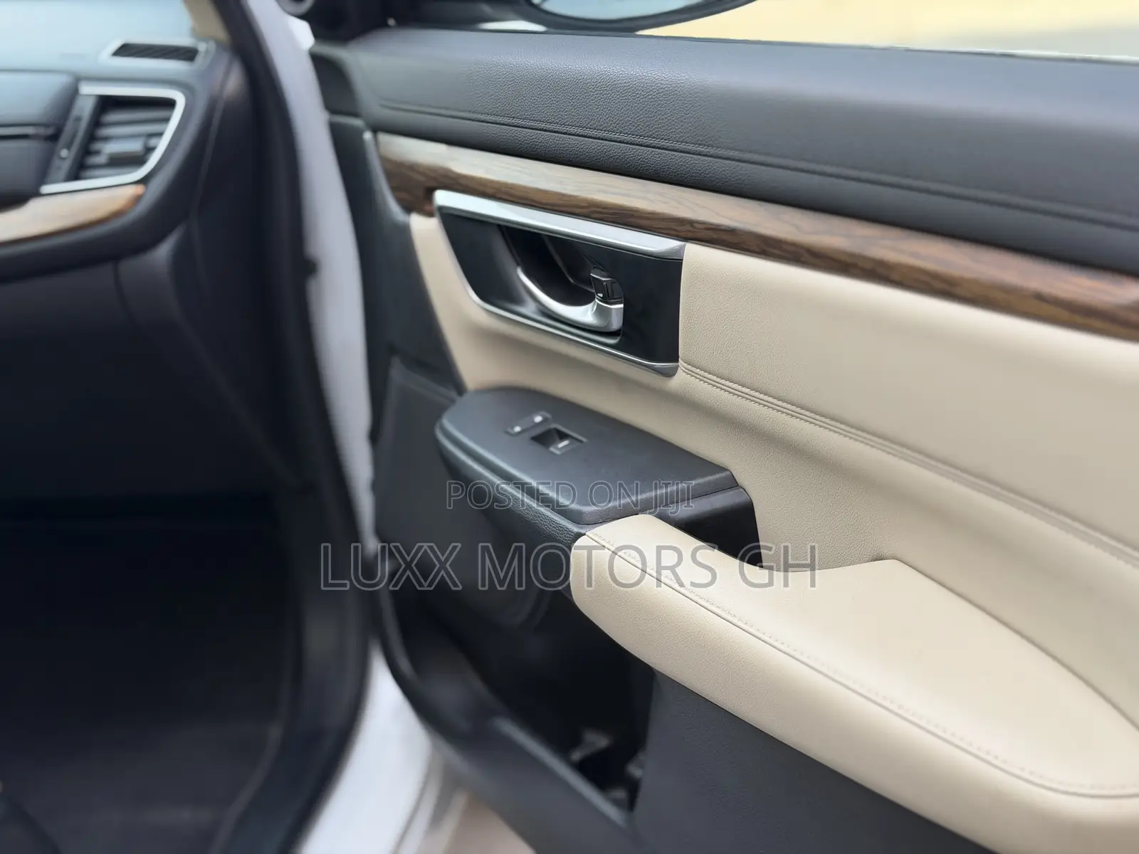 Honda CR-V EX-L AWD 2019 White