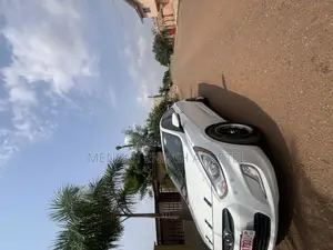 Hyundai Accent GLS 4dr Sedan (1.6L 4cyl 6M) 2015 White