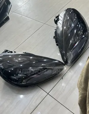 Porsche Cayenne Headlight 2011 - 2016 Headlight
