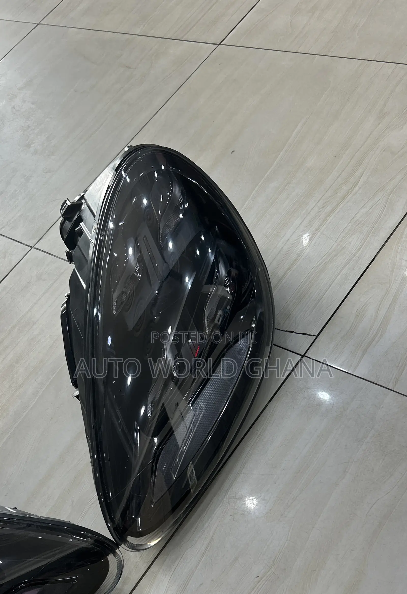 Porsche Cayenne Headlight 2011 - 2016 Headlight
