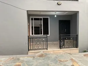 3bdrm Apartment in Helena Estate Agency, Last Stop for rent
