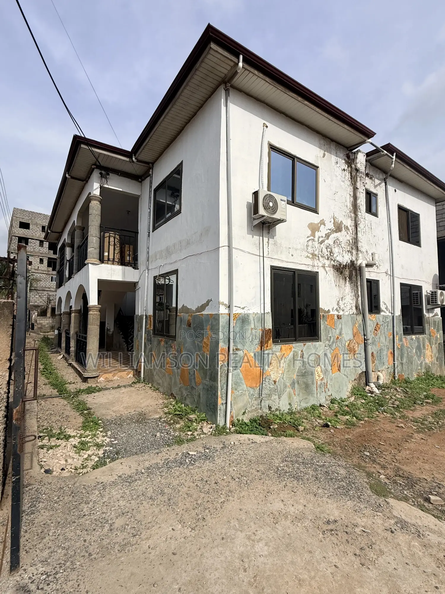 3bdrm Apartment in Community 18 Area, Spintex for rent