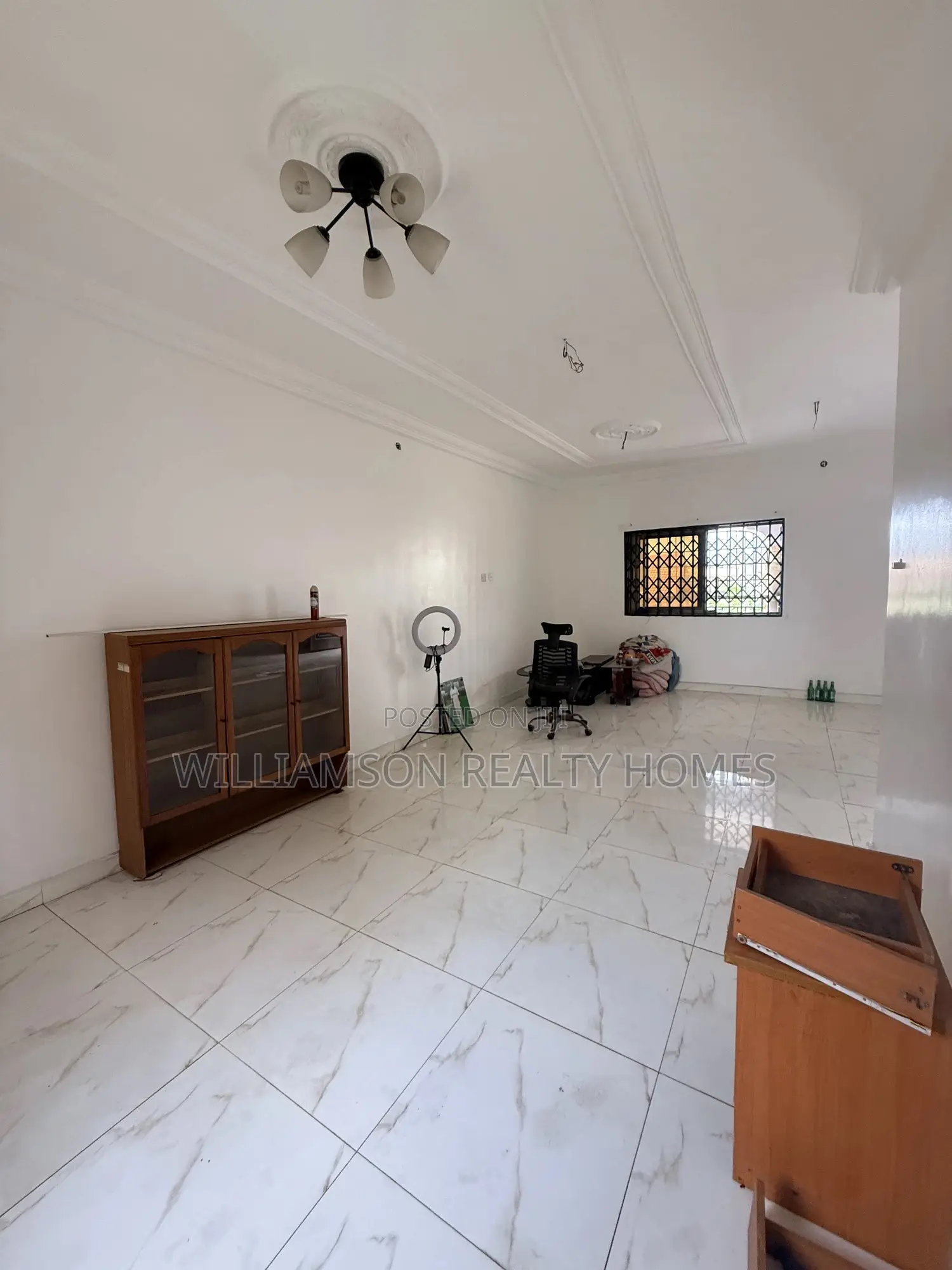 3bdrm Apartment in Community 18 Area, Spintex for rent