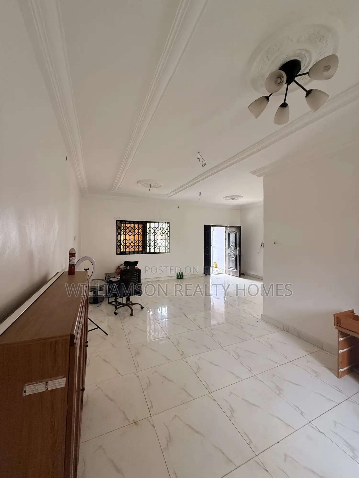 3bdrm Apartment in Community 18 Area, Spintex for rent