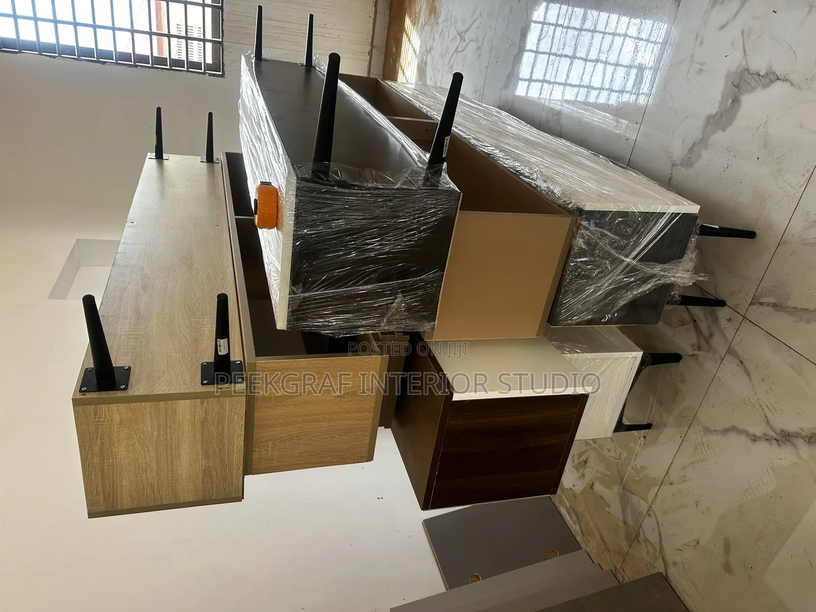 Modern Light Brown X Cappuccino Color Themed Tv Stand