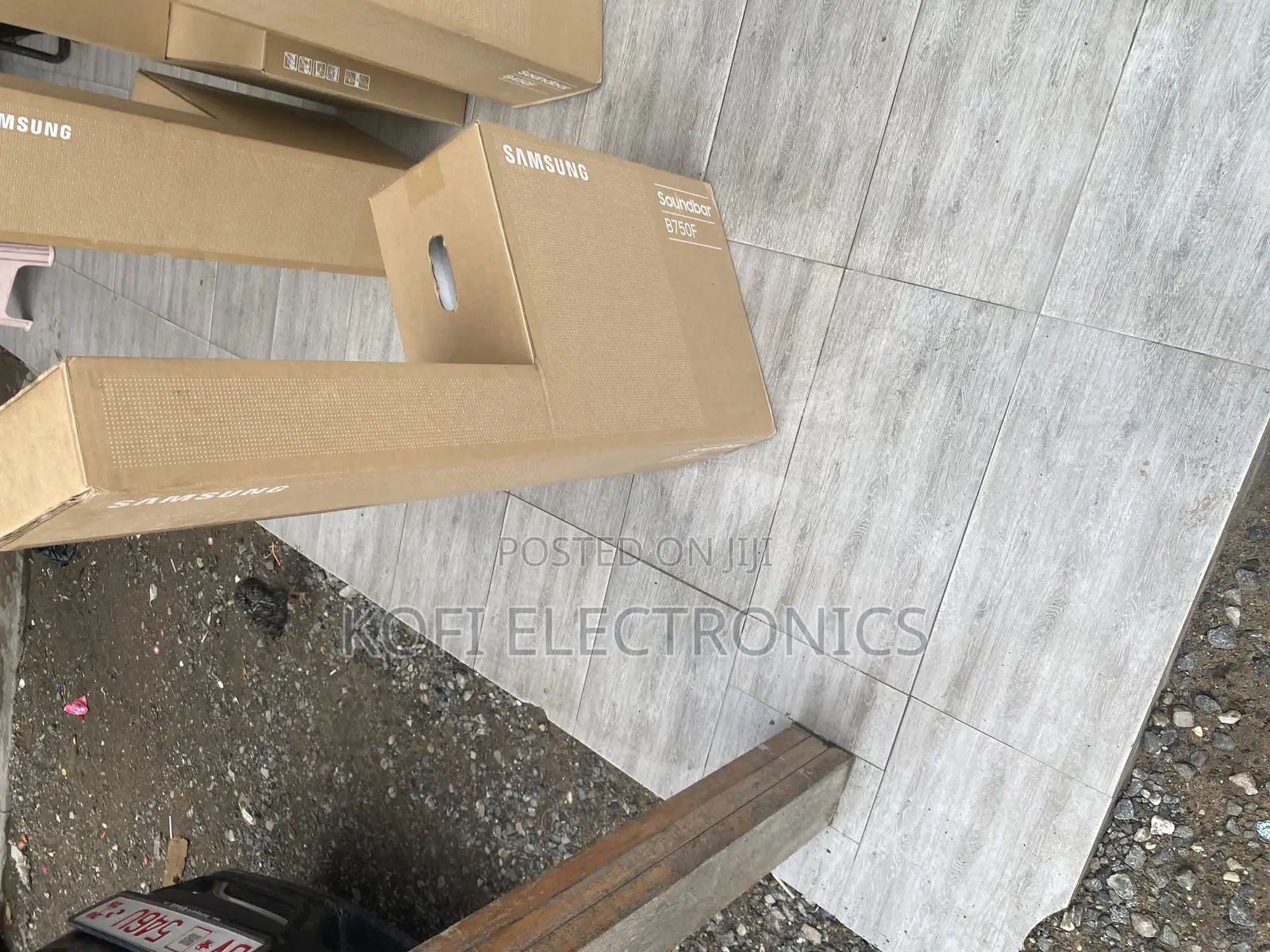 Samsung B450f: A Unique 2.1ch Soundbar With Powerful Bass Boost