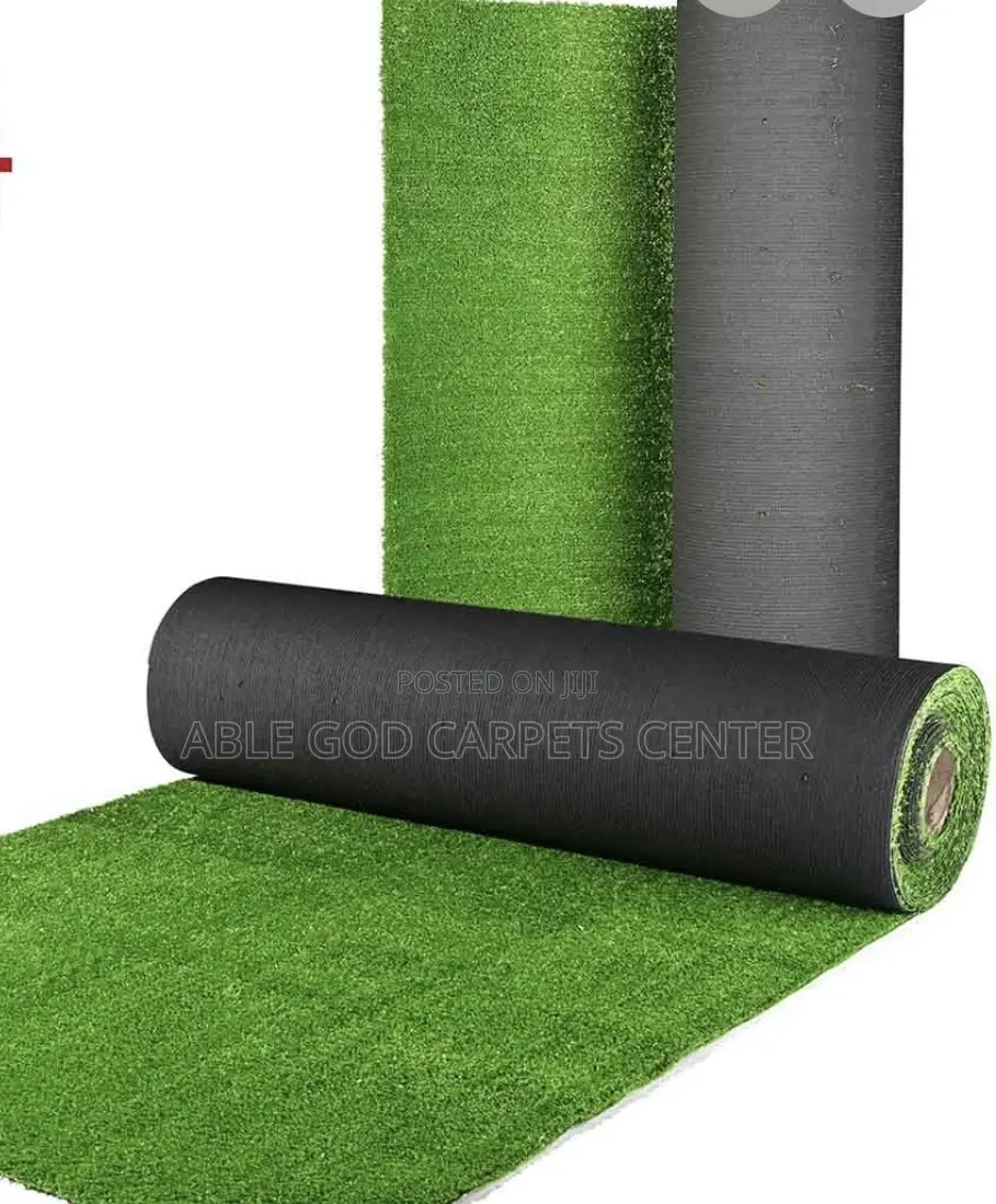 Thick Bundles of Artificial Grass/ Astro Turf Grass