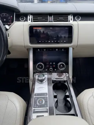 Land Rover Range Rover Vogue 2021 Black