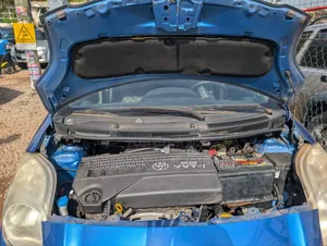 Toyota Yaris 2010 Blue