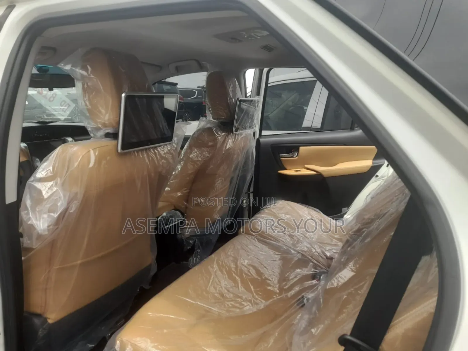 Toyota Fortuner 2.7 RWD 2017 White