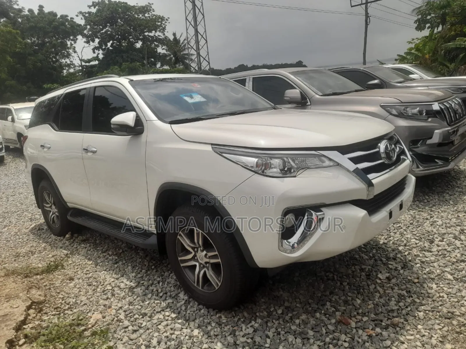 Toyota Fortuner 2.7 RWD 2017 White
