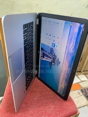 Laptop HP Pavilion 15 12GB Intel Core i7 SSHD+SSD 1T
