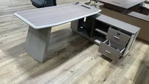 Executive Office Desk (Bt01)