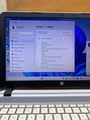 Laptop HP Pavilion 15 8GB Intel Core i3 SSHD+SSD 1T