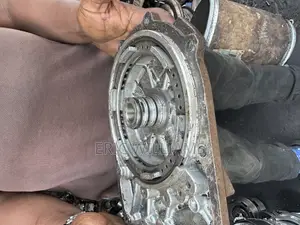 Toyota Corolla 2009 Gear Box Cover