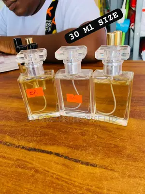 High Quality Fragrance Body Perfume Oil With 72hrs Scent , 30ml